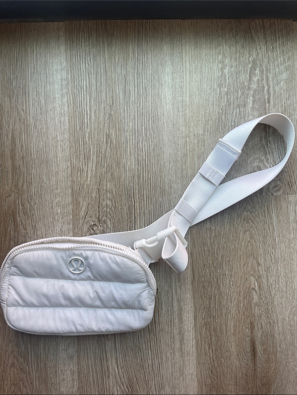 lululemon White Puffer Belt Bag 1L